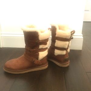 ✨Ugg W Becket Boots, Size 6